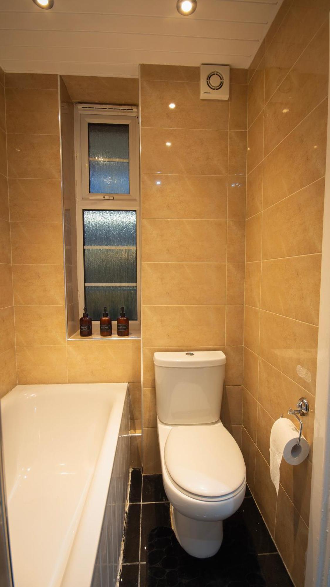 Urban Luxe - Purbrook Bridge Apartment